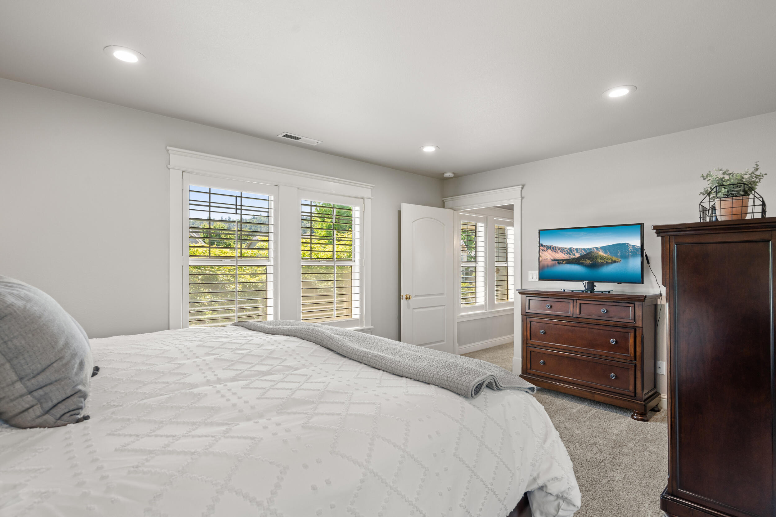 880 Singler Lane
