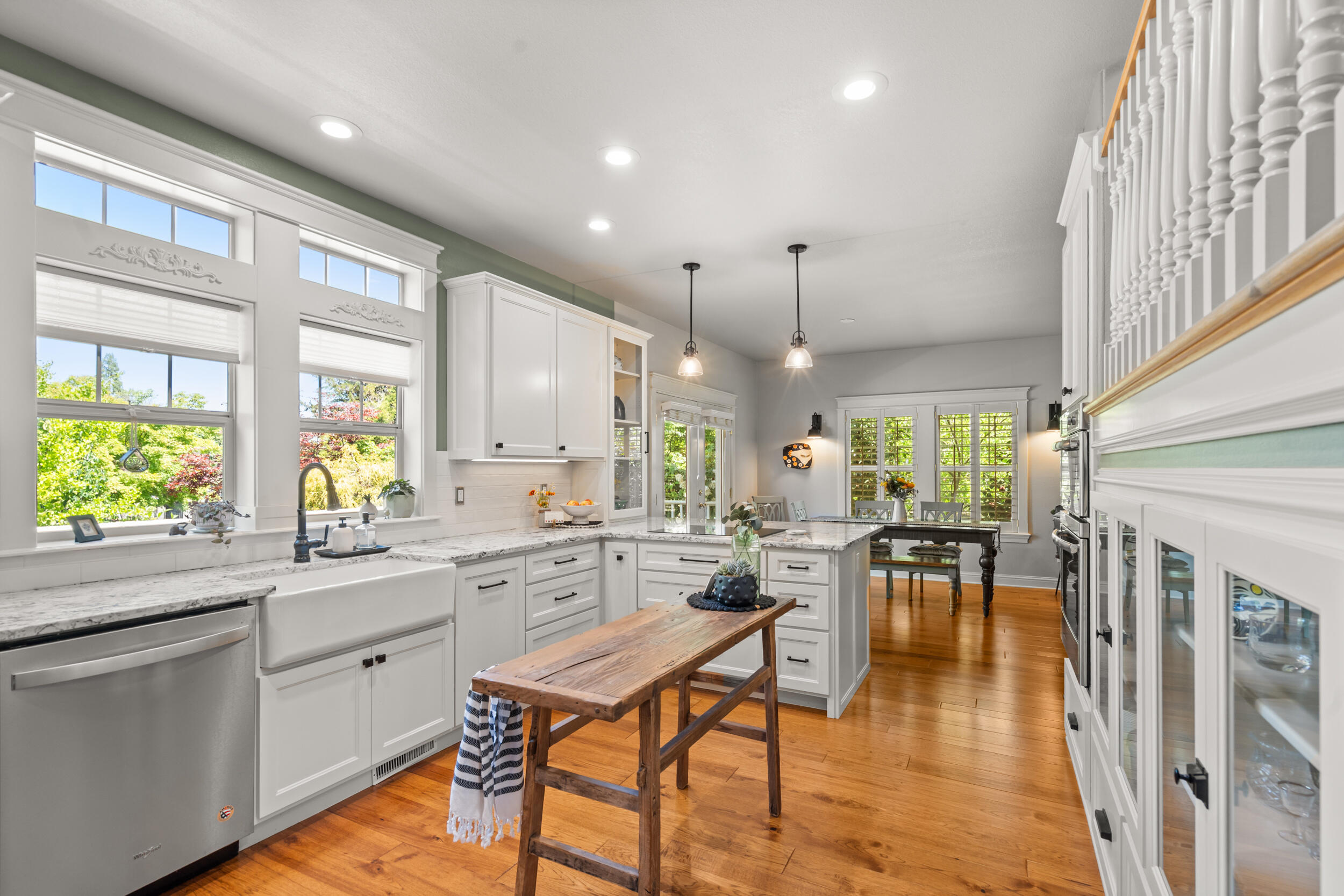 880 Singler Lane