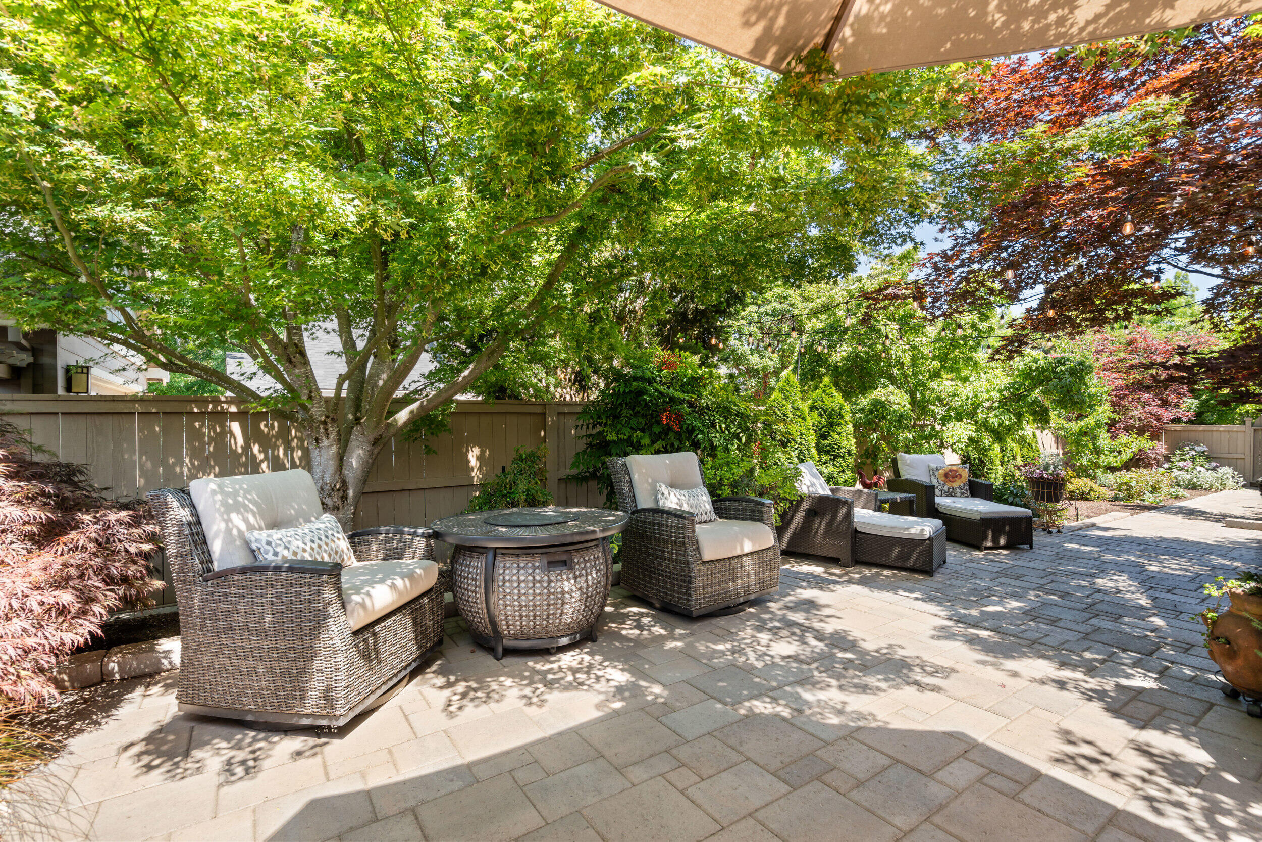 880 Singler Lane