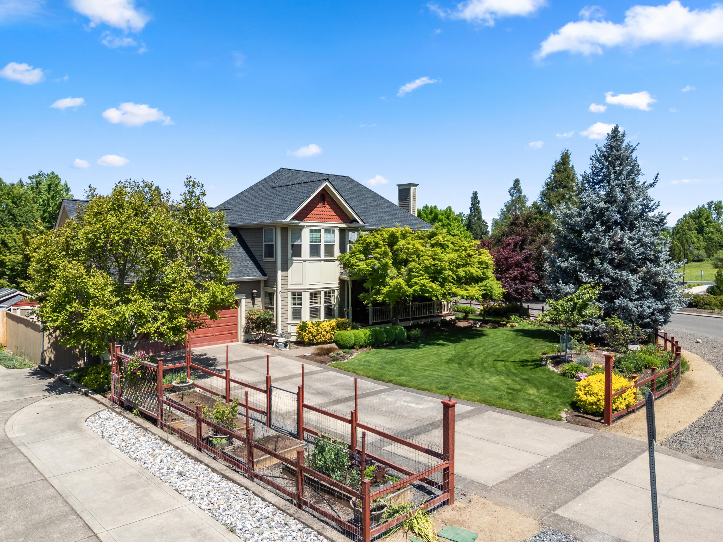 880 Singler Lane