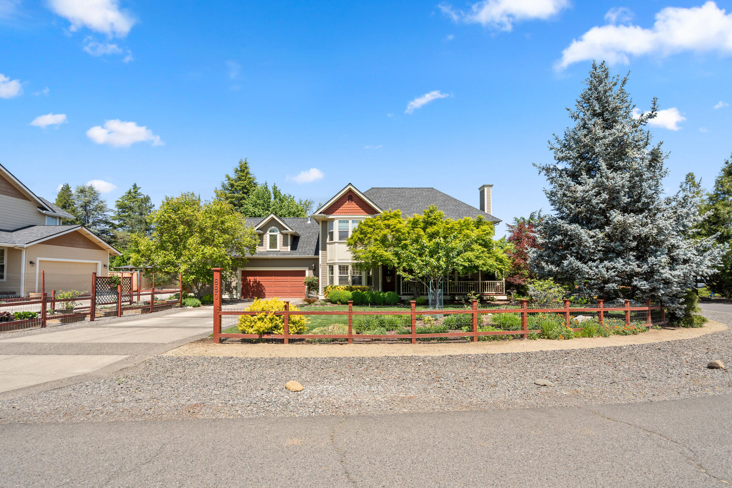 880 Singler Lane