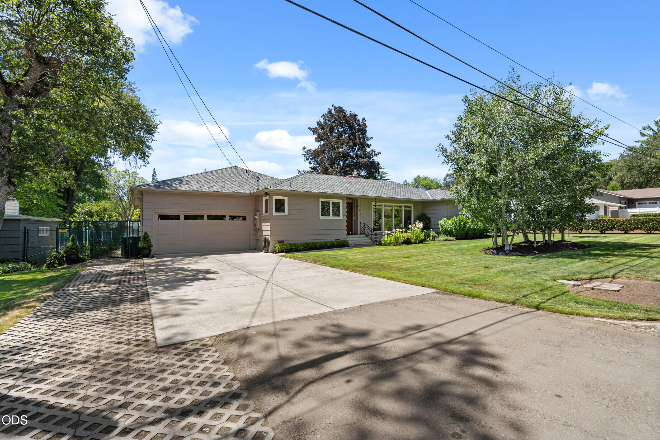 134 White Oak Drive