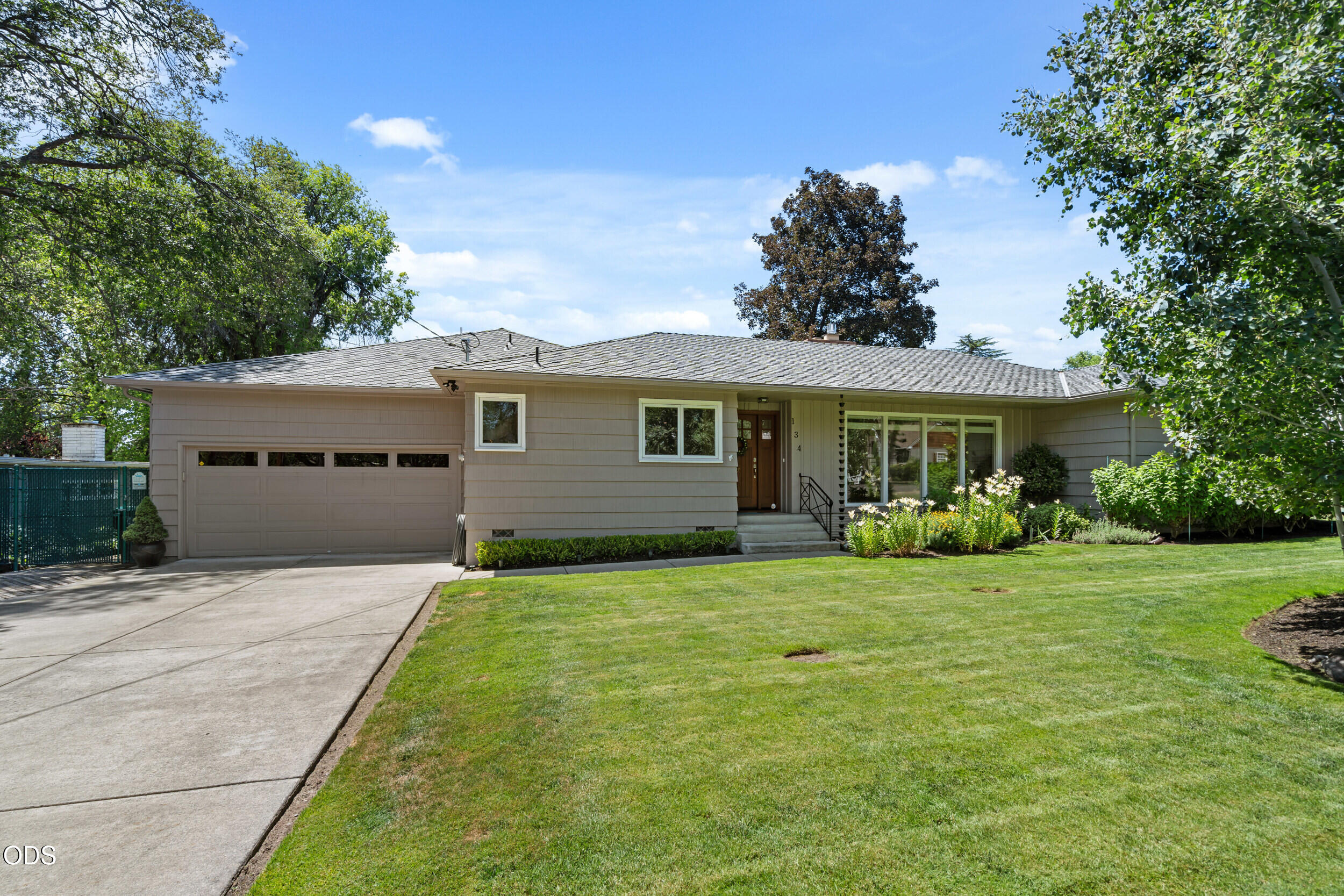 134 White Oak Drive