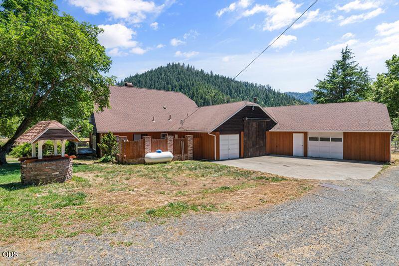12974 E Evans Creek Road