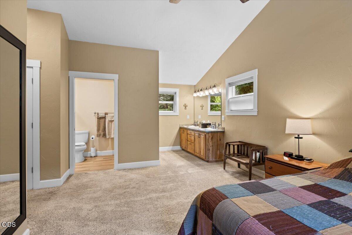 2618 Syringa Drive