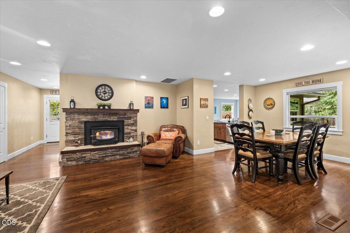 2618 Syringa Drive