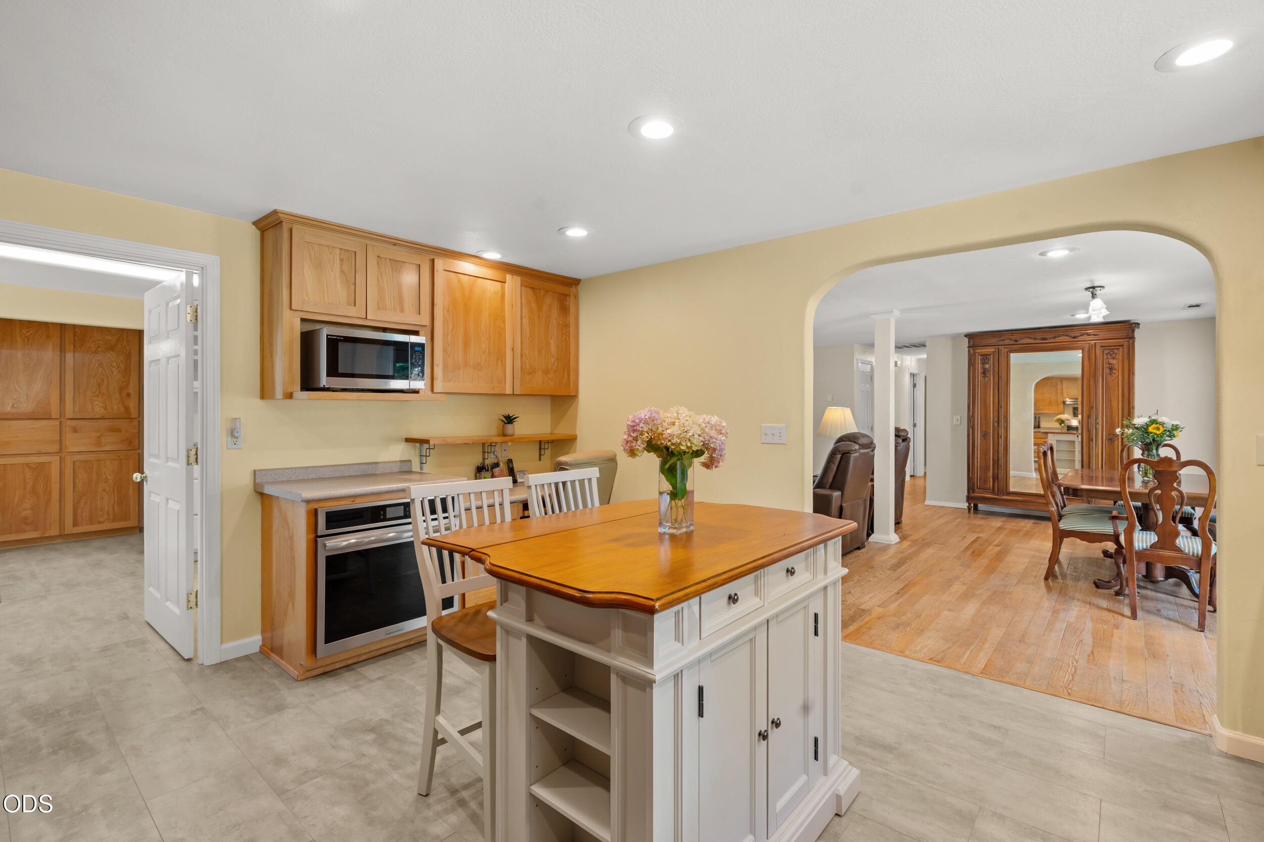 832 S 3rd Street