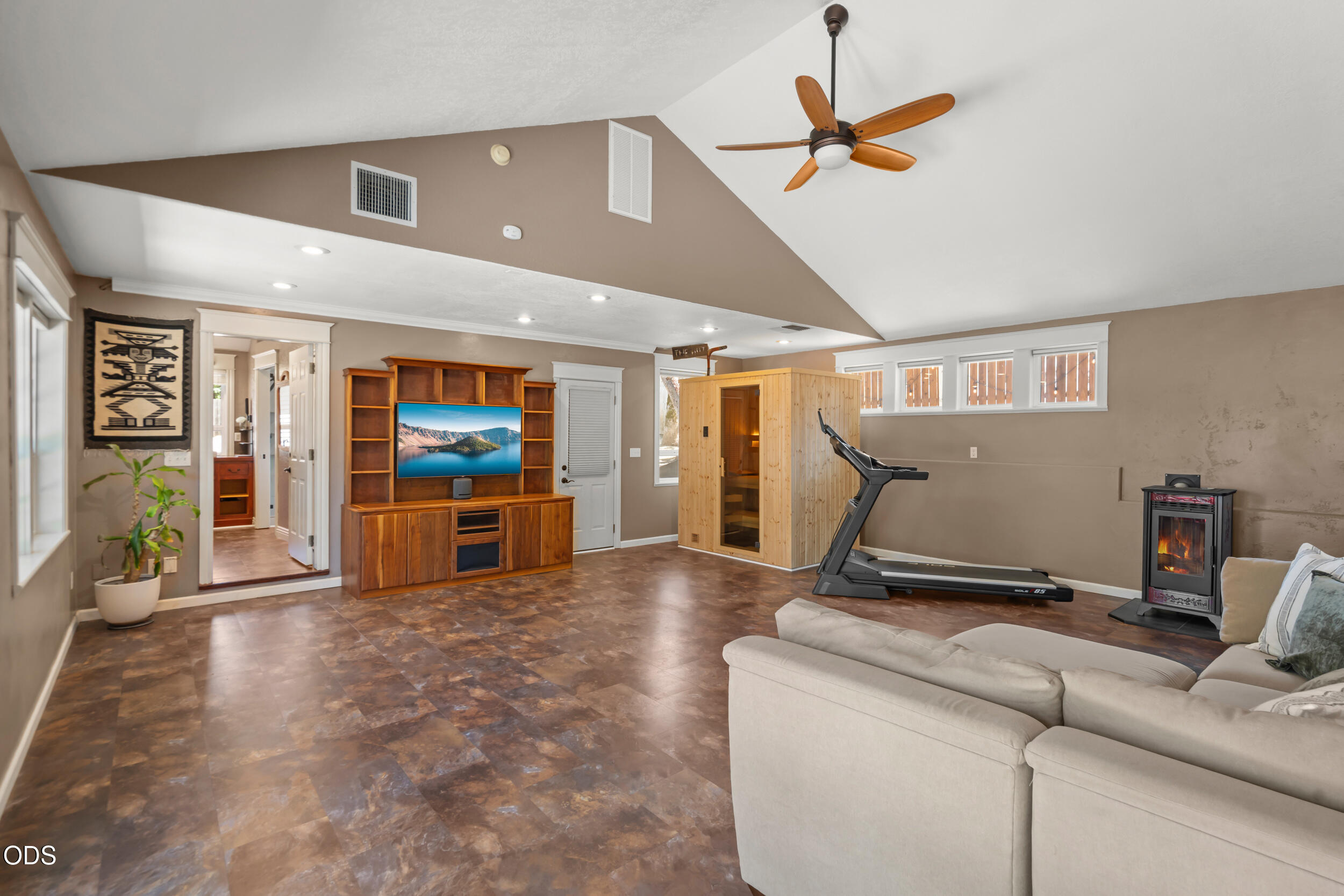 225 Andesite Drive
