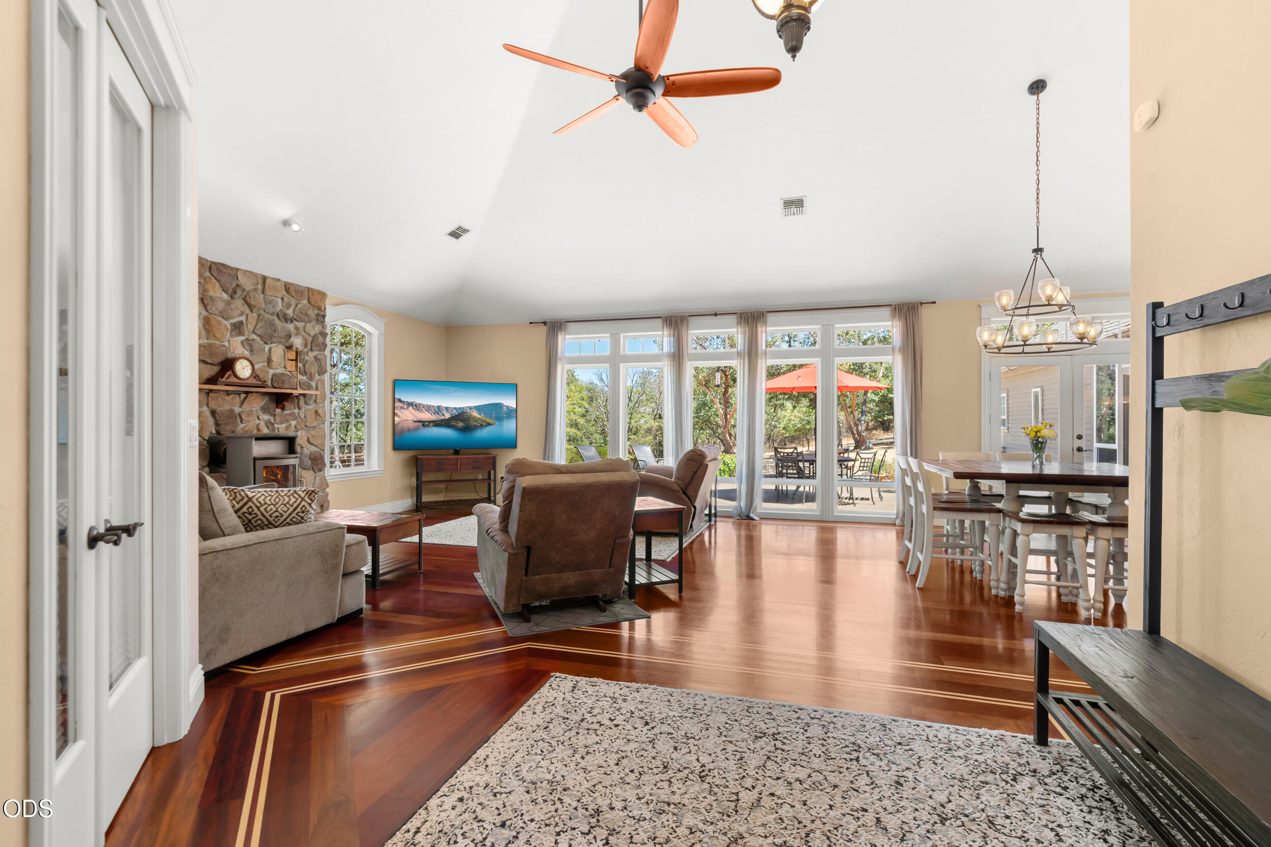 225 Andesite Drive