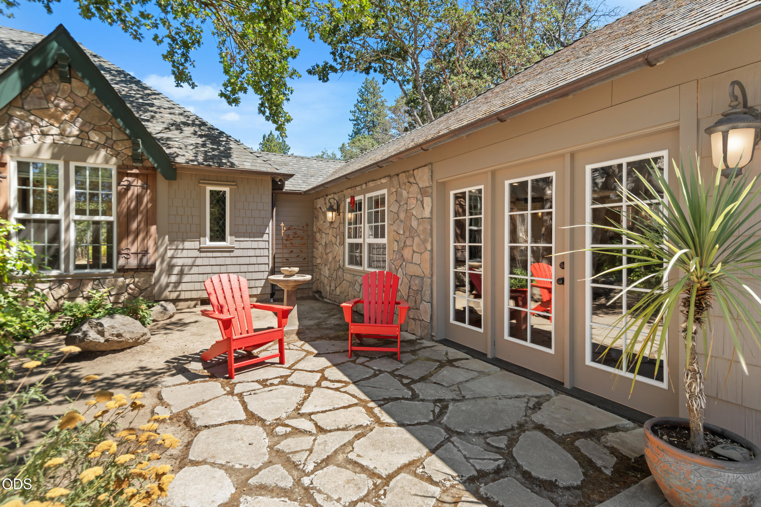 225 Andesite Drive