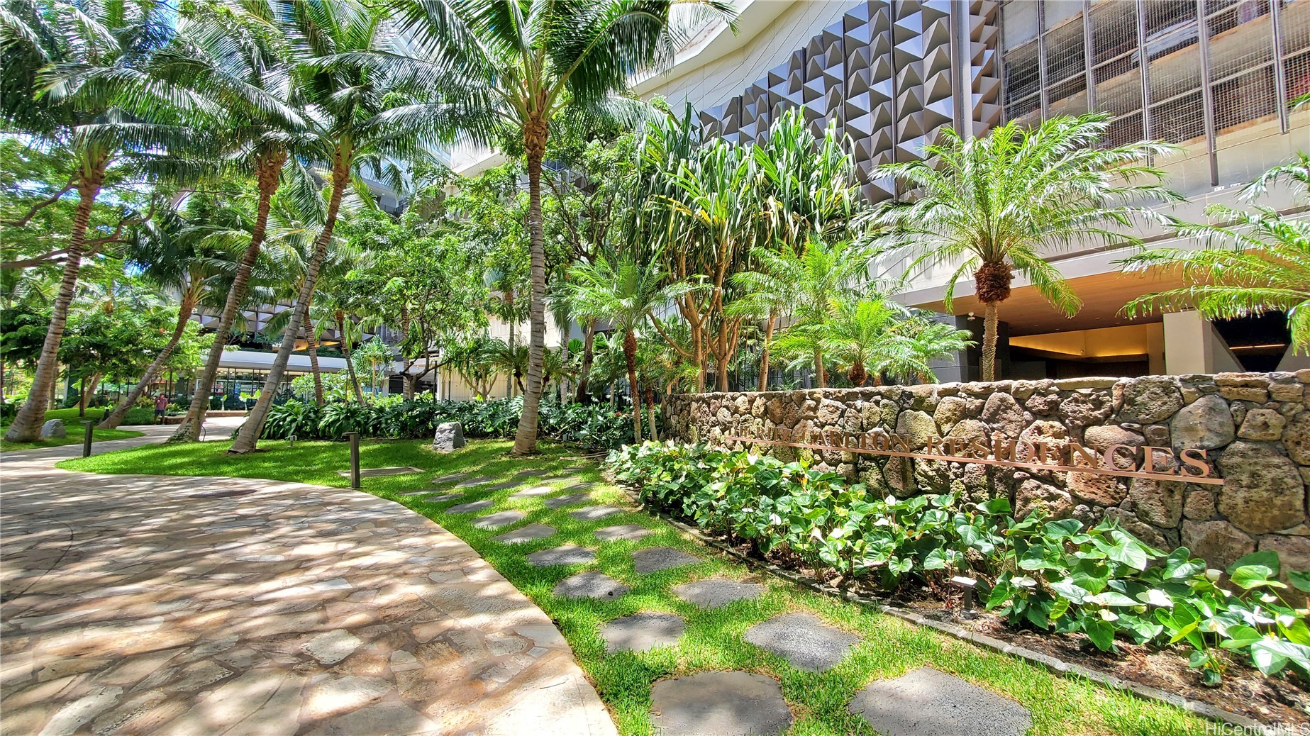 2139 Kuhio Avenue 2401