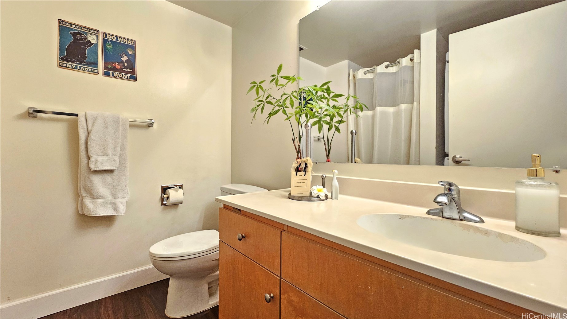 2215 Aloha Drive DH405