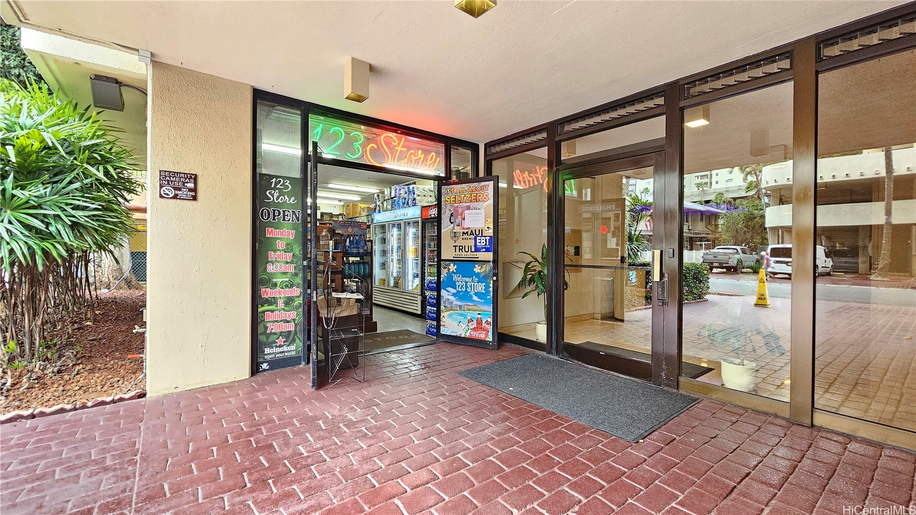 2215 Aloha Drive DH405
