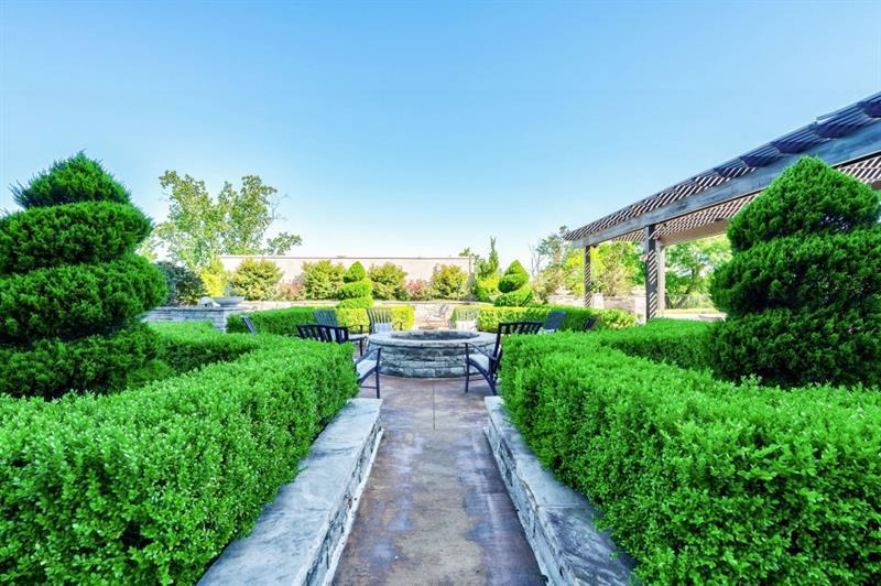 2233 Peachtree Road NE Unit 403