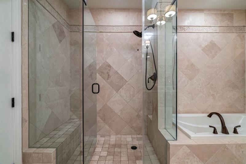 2233 Peachtree Road NE Unit 403