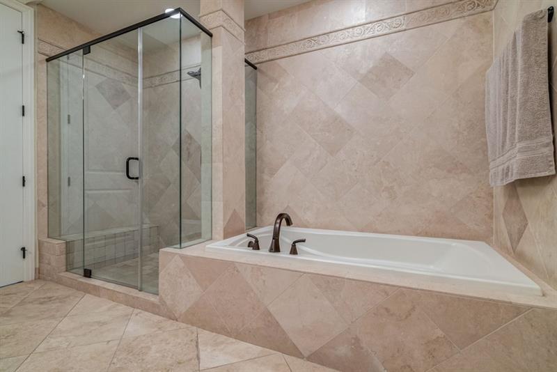 2233 Peachtree Road NE Unit 403