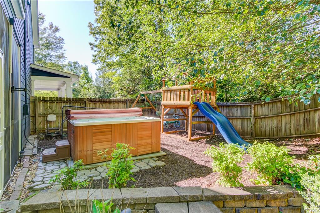2506 Retreat Drive