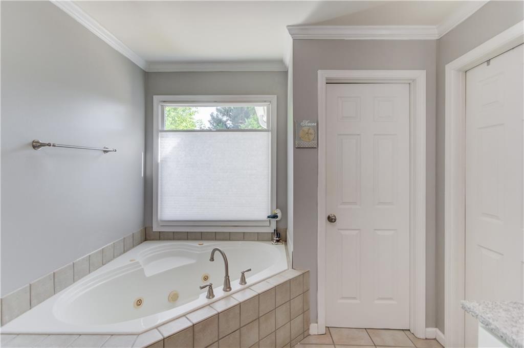 2506 Retreat Drive