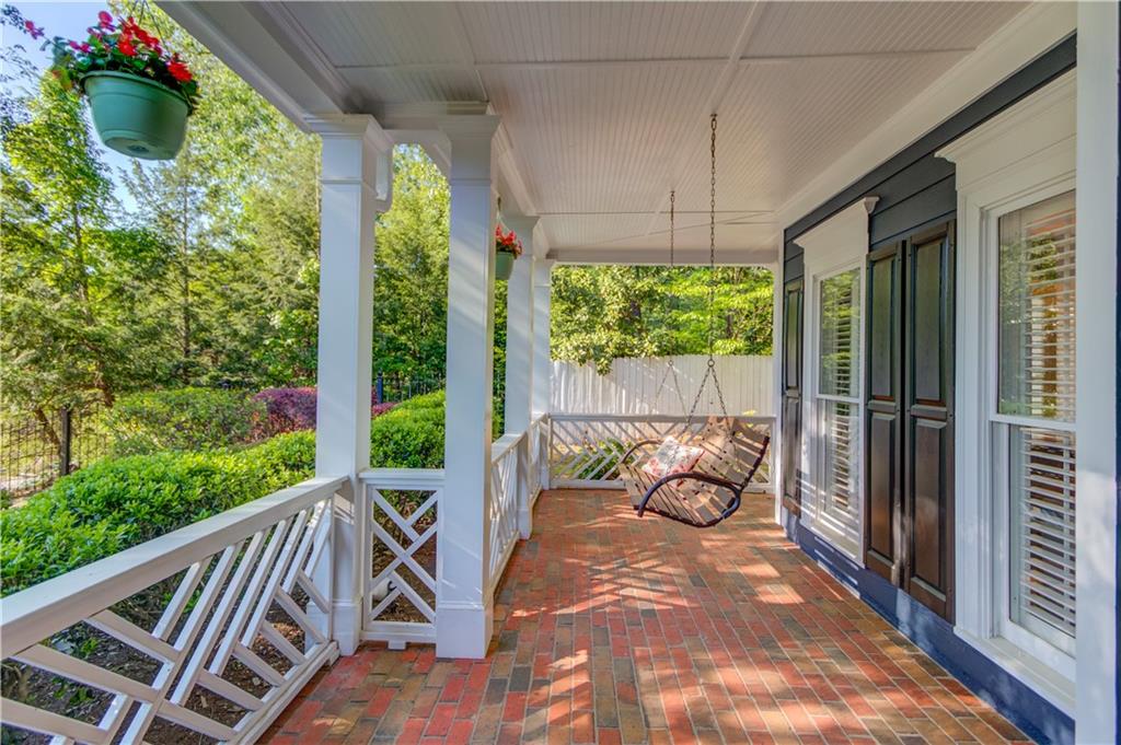 2506 Retreat Drive