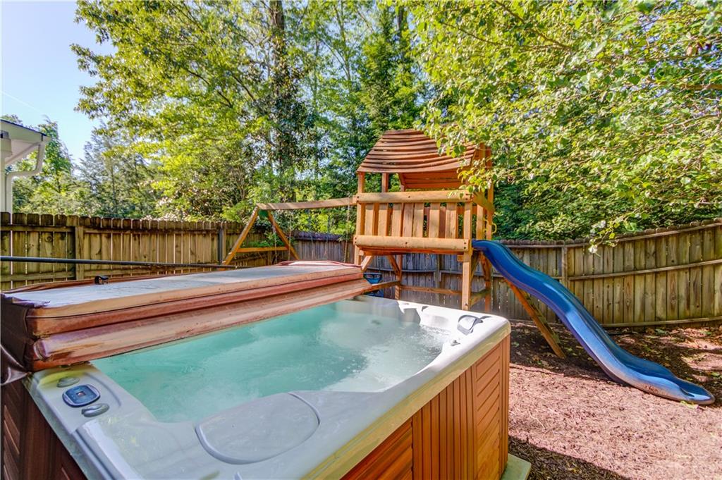 2506 Retreat Drive