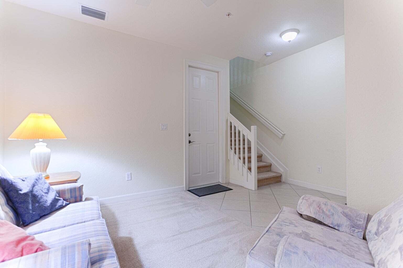 660 Amador Lane 4