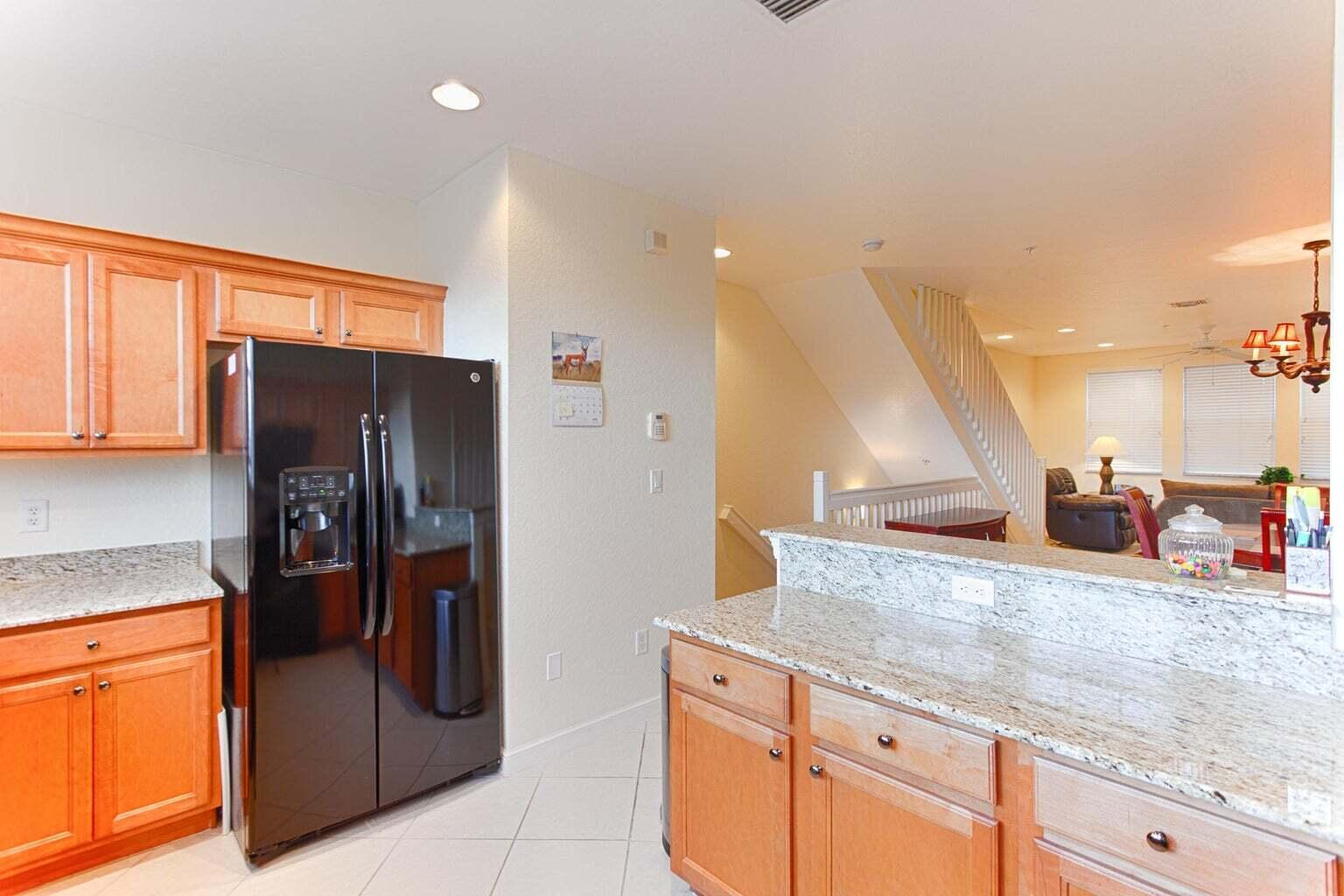 660 Amador Lane 4