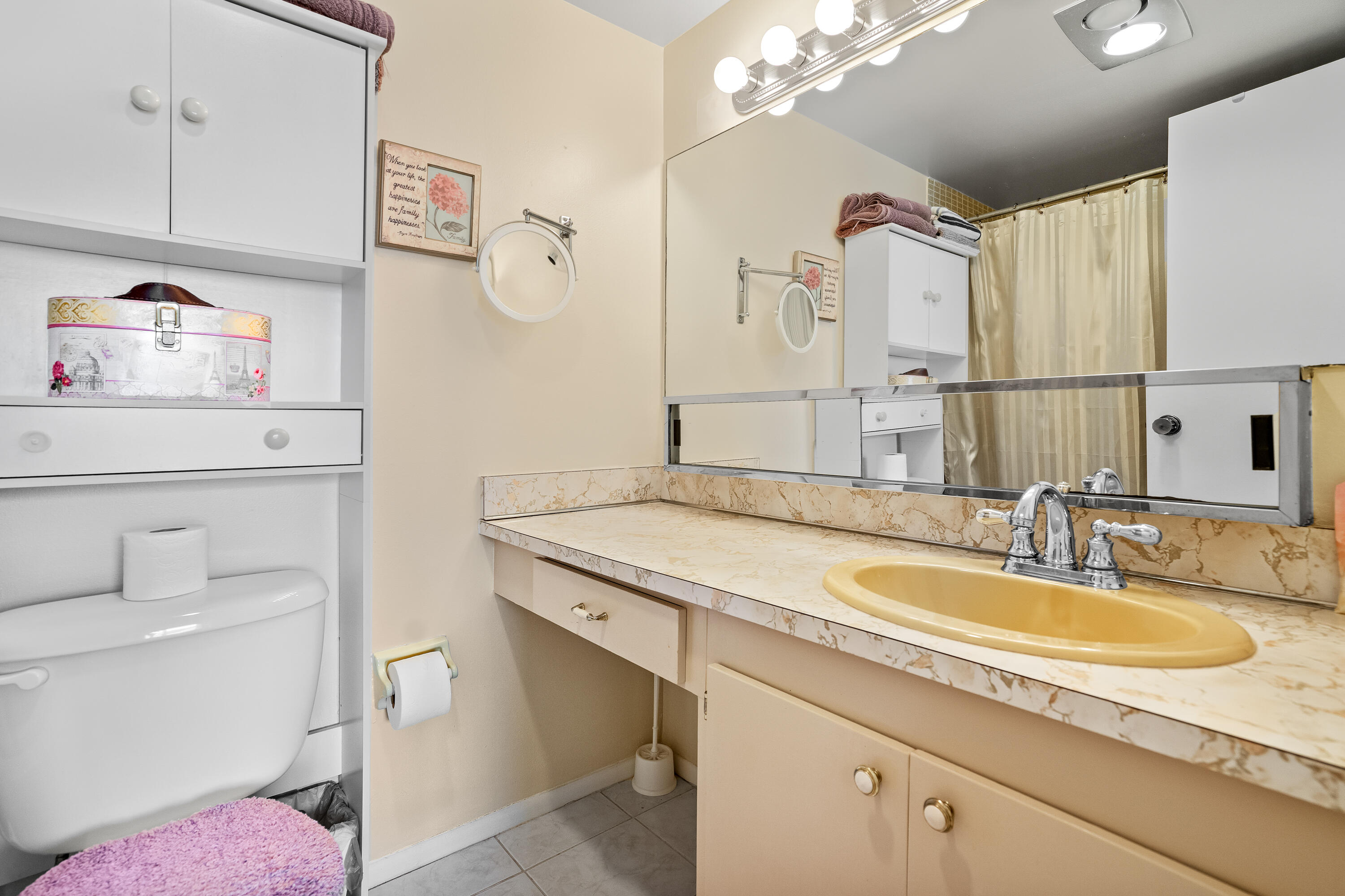 12019 W Greenway Drive 205