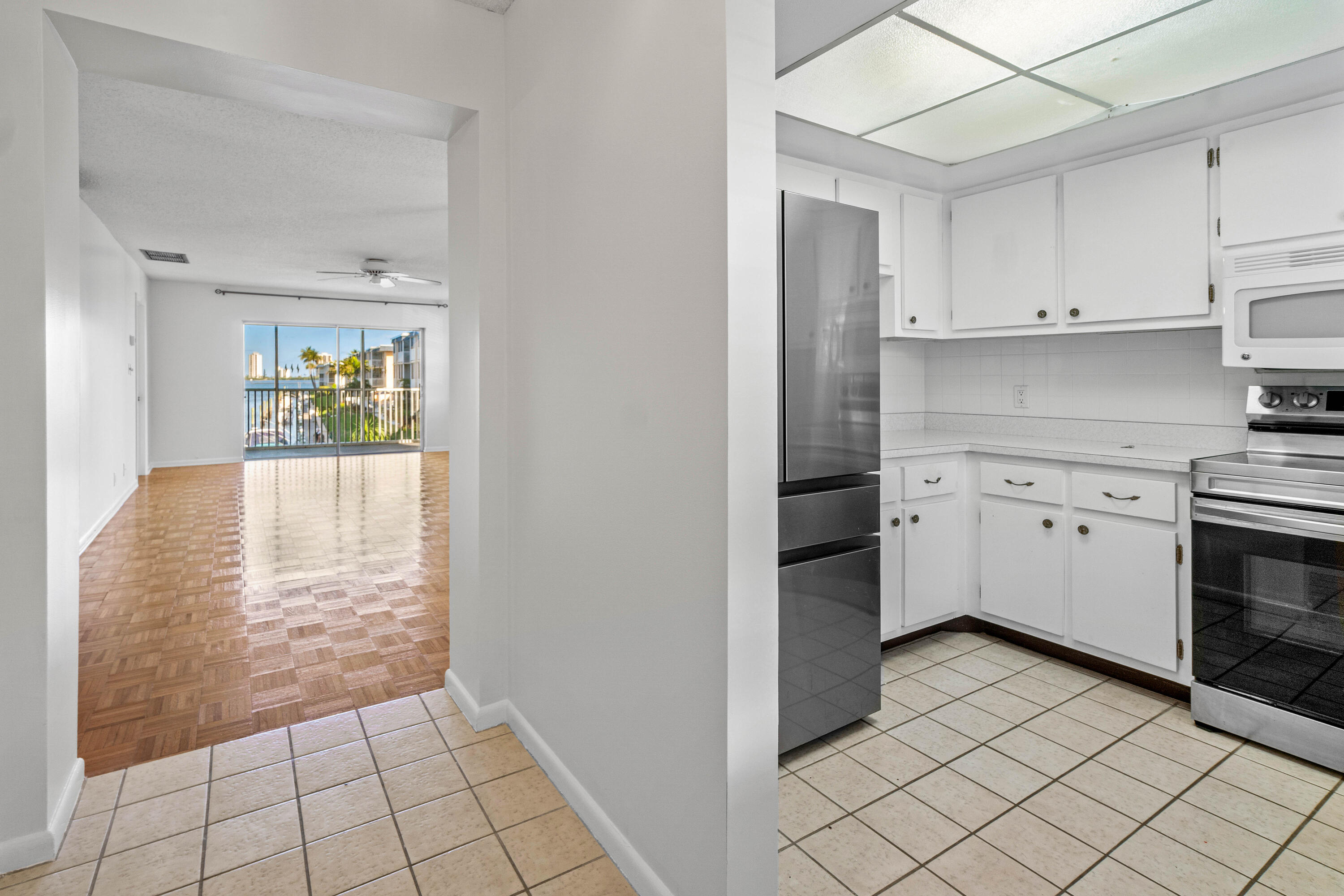 236 Castlewood Drive 208
