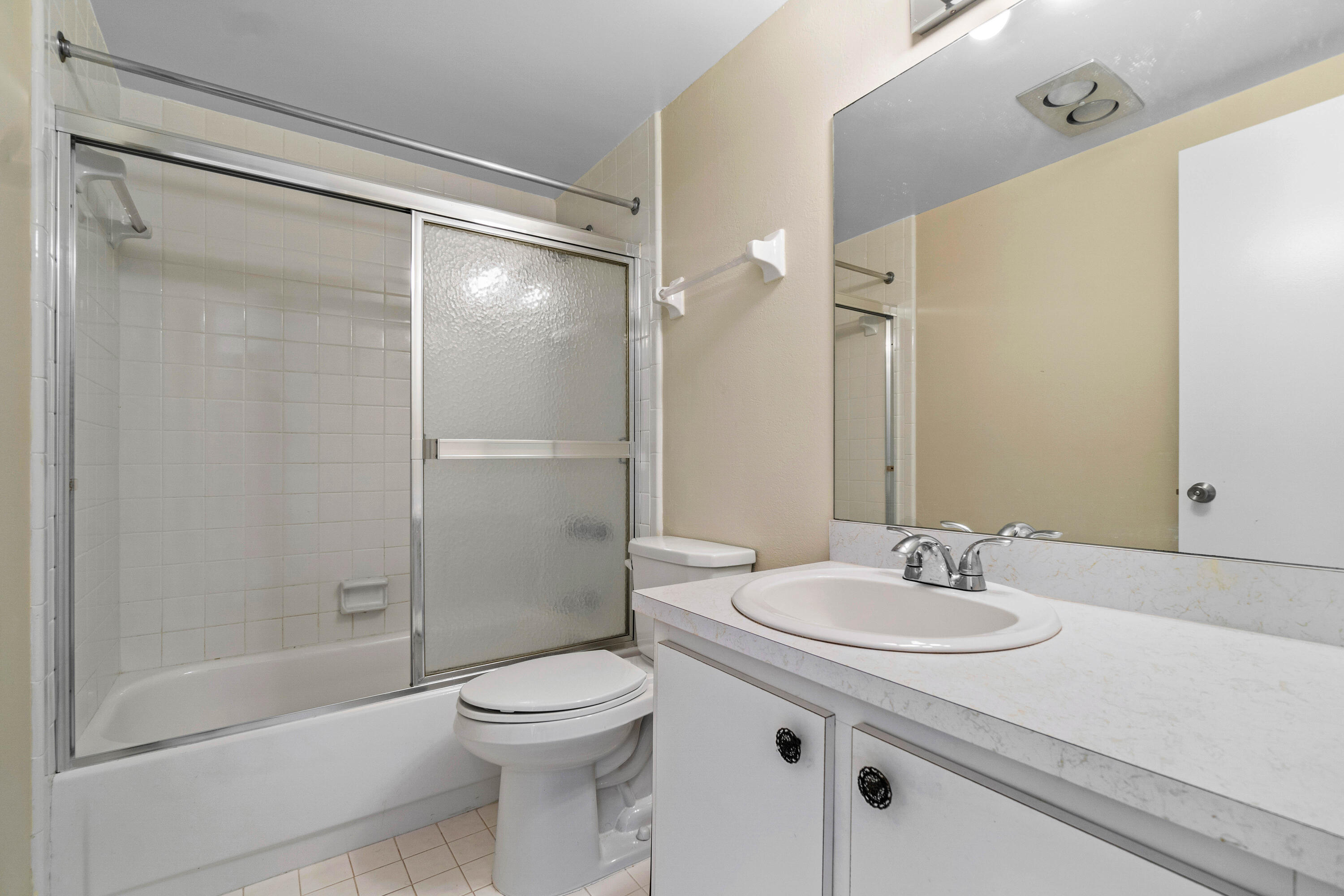236 Castlewood Drive 208