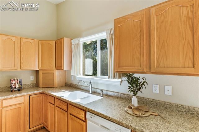 3263 Chestnut Glen Lane
