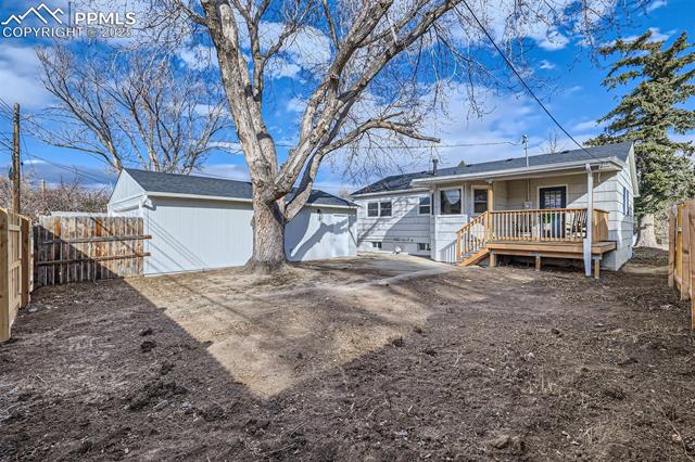 2894 Merry Lane