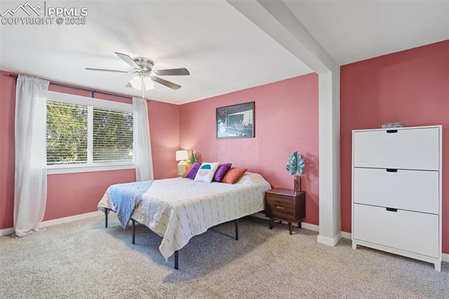 5475 Villa Circle