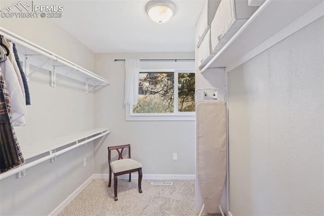 5475 Villa Circle