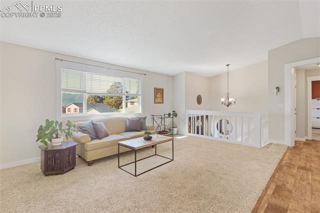 5475 Villa Circle