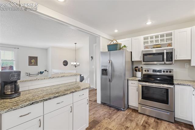5475 Villa Circle