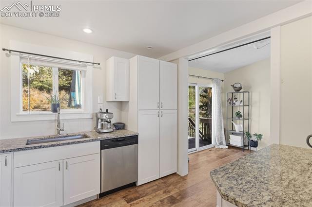 5475 Villa Circle