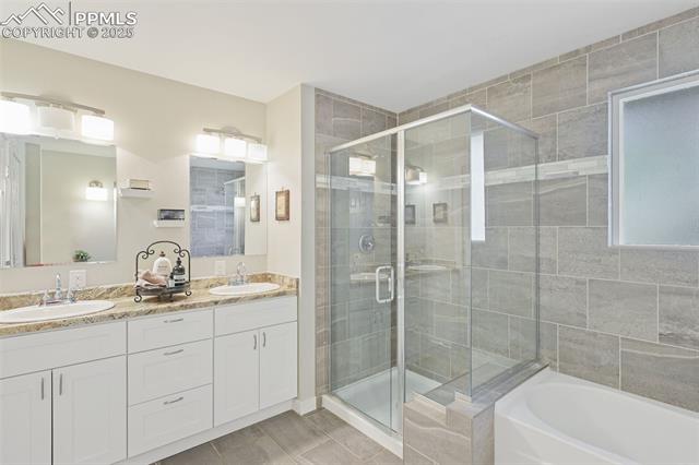 5475 Villa Circle