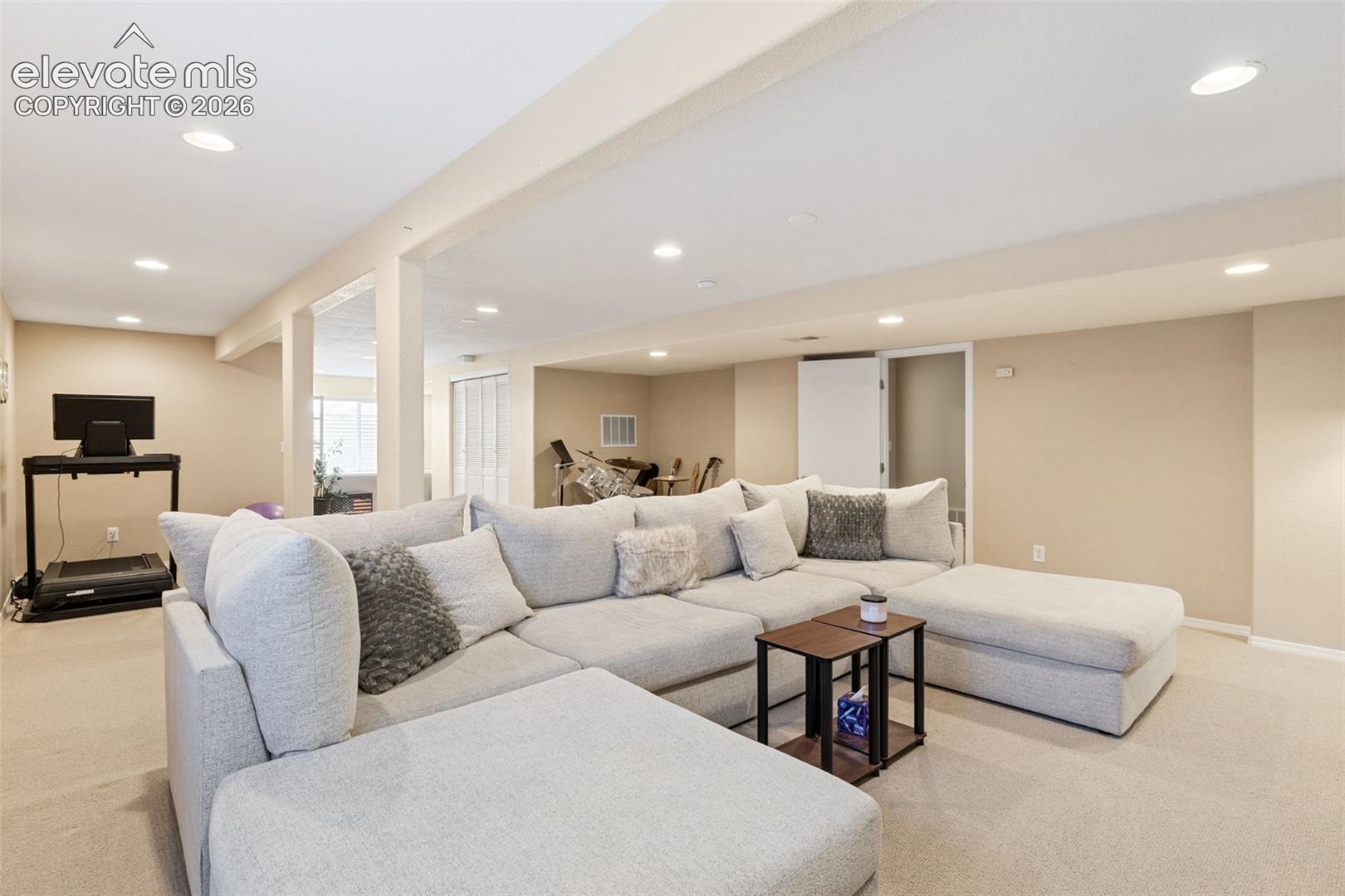 8309 Ivory Loop