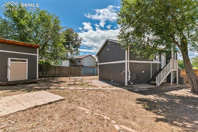 2025 Grosbear Lane