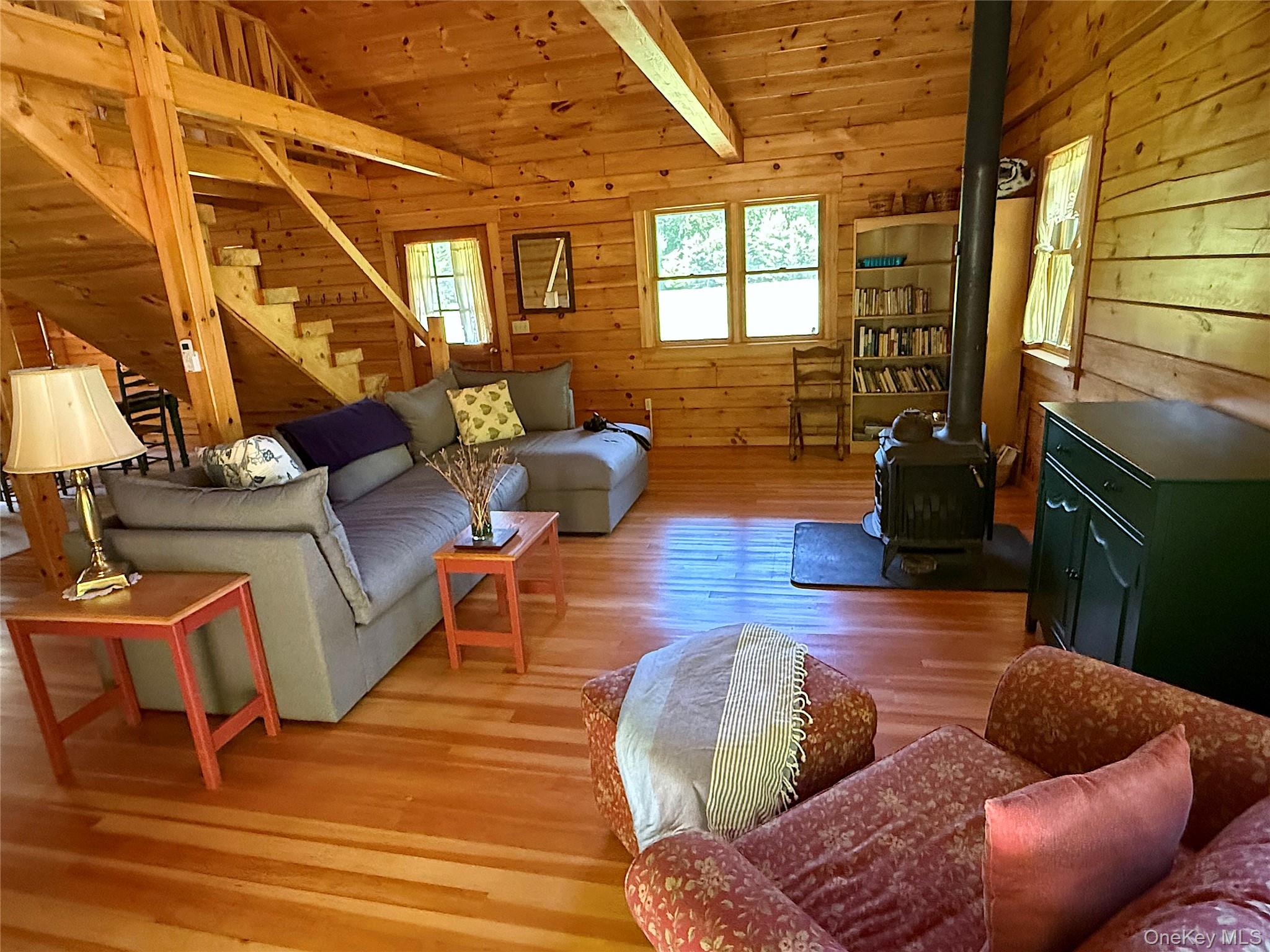 978 Claryville Road