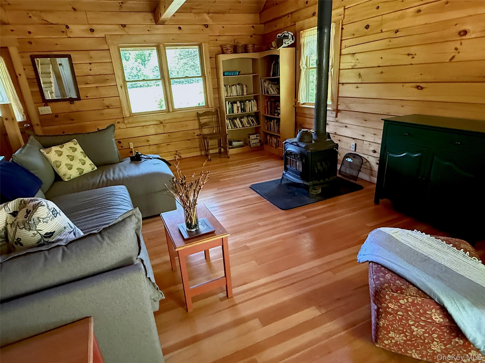 978 Claryville Road