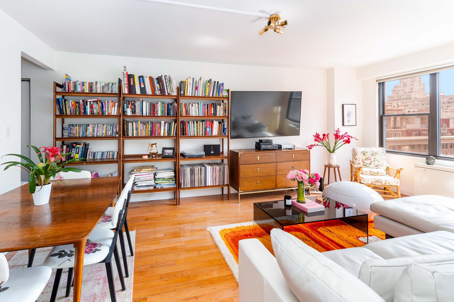 120 E 90th Street 16B