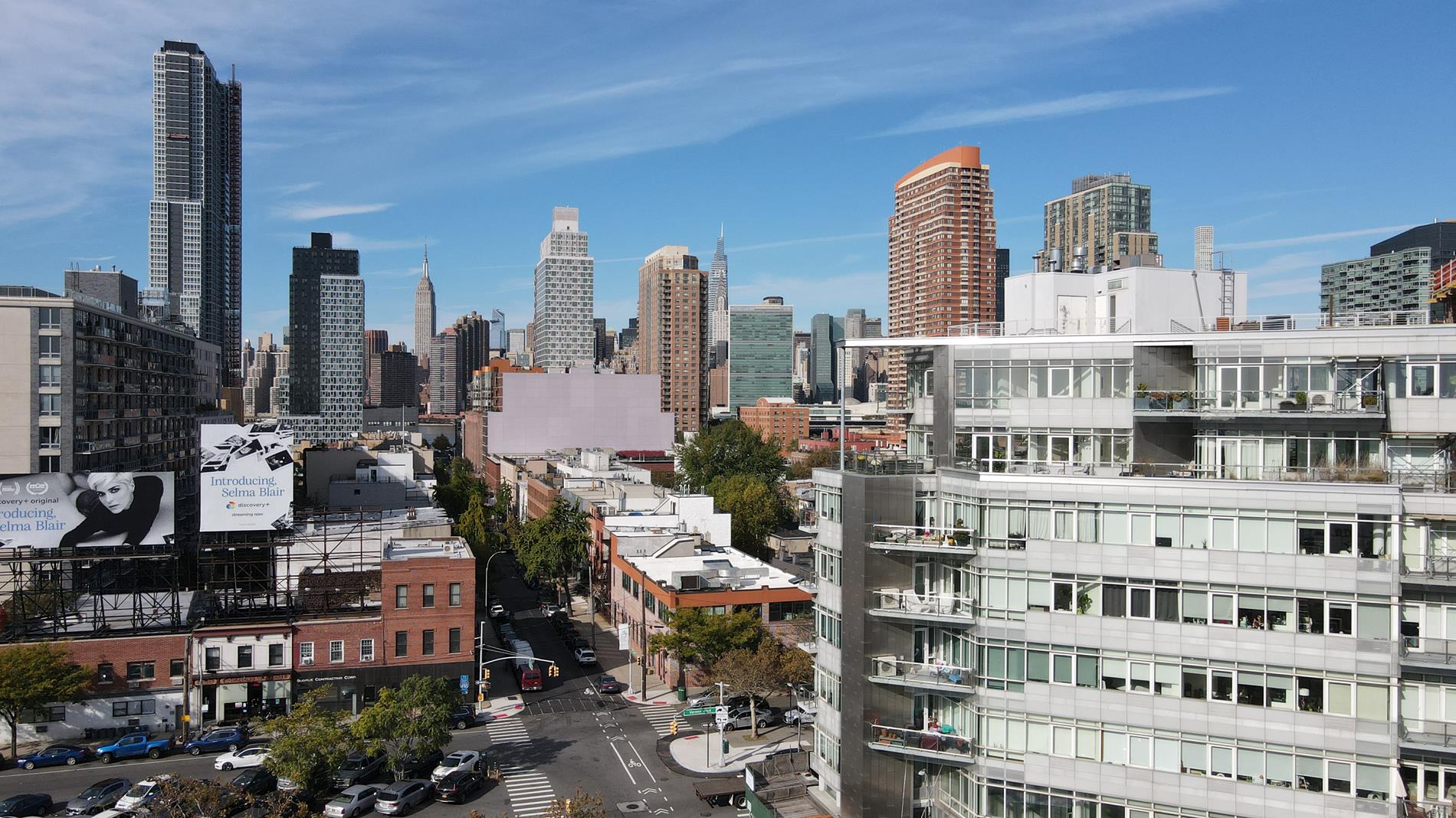 10-17 Jackson Avenue PH8I