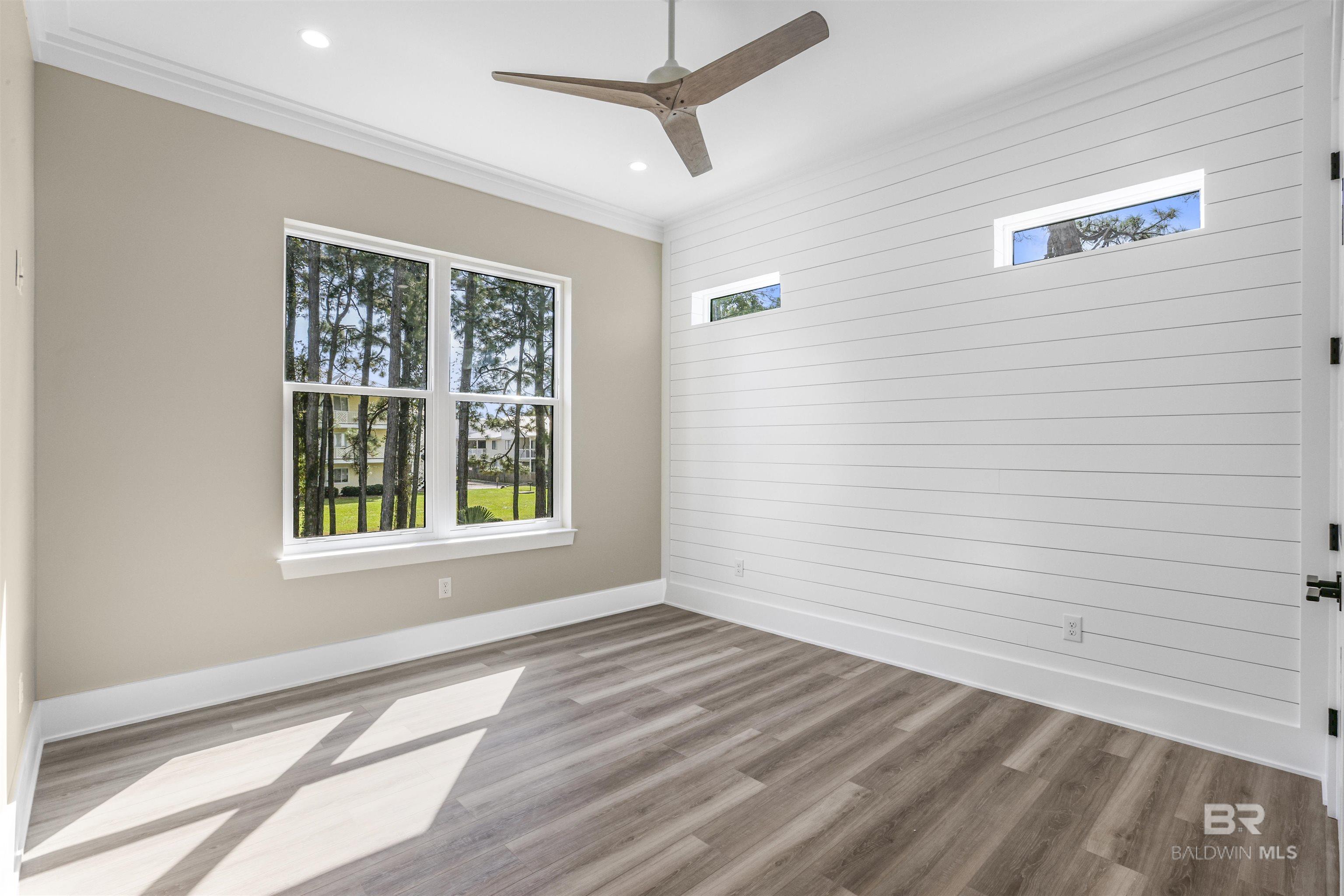 25827 W Perdido Avenue