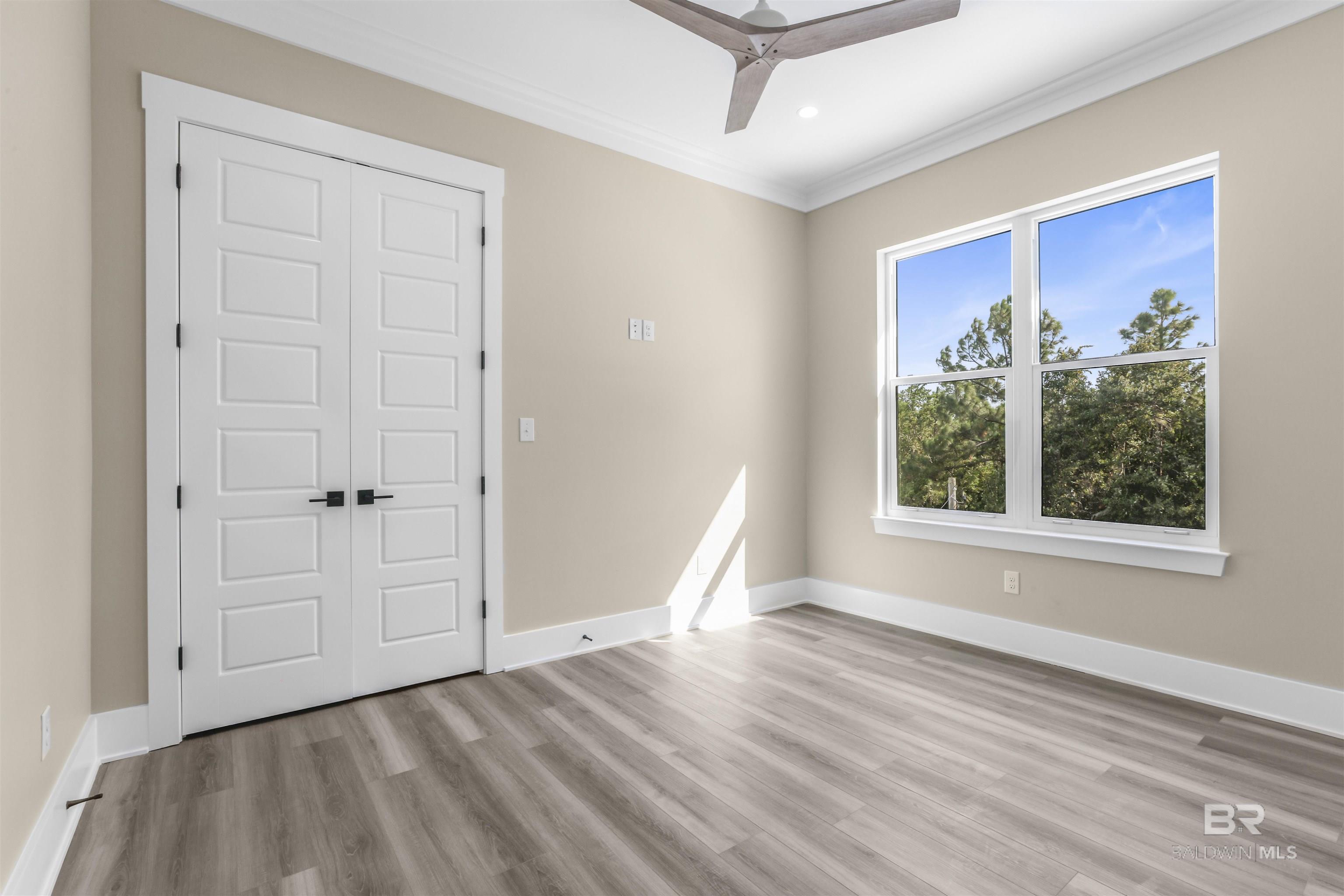 25827 W Perdido Avenue