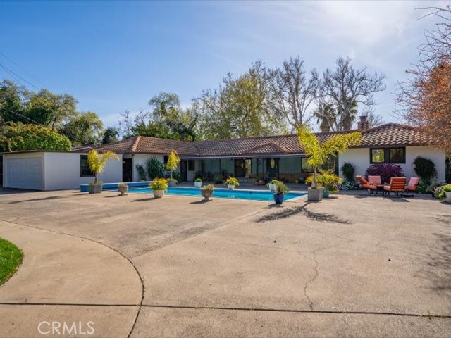 195 Howell Avenue