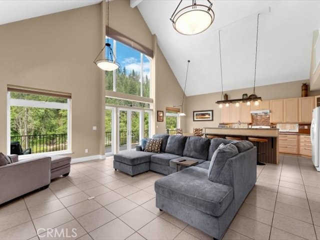 291 Thistle Lane