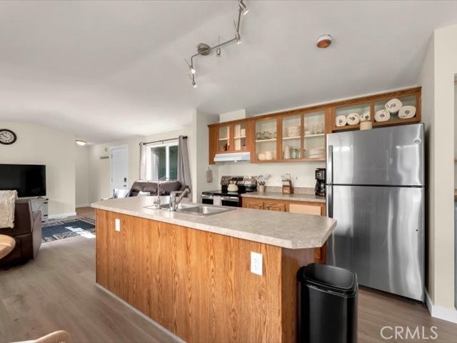 271 Thistle