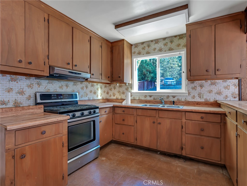 271 Millview Drive