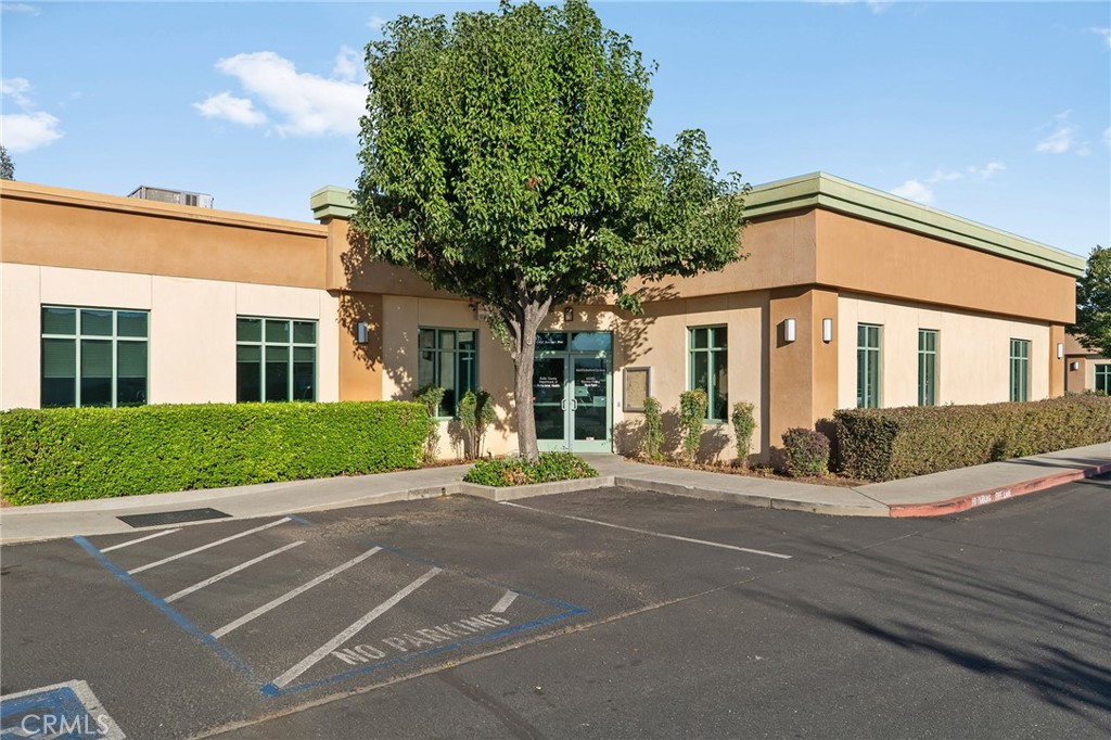 82 Table Mountain Boulevard